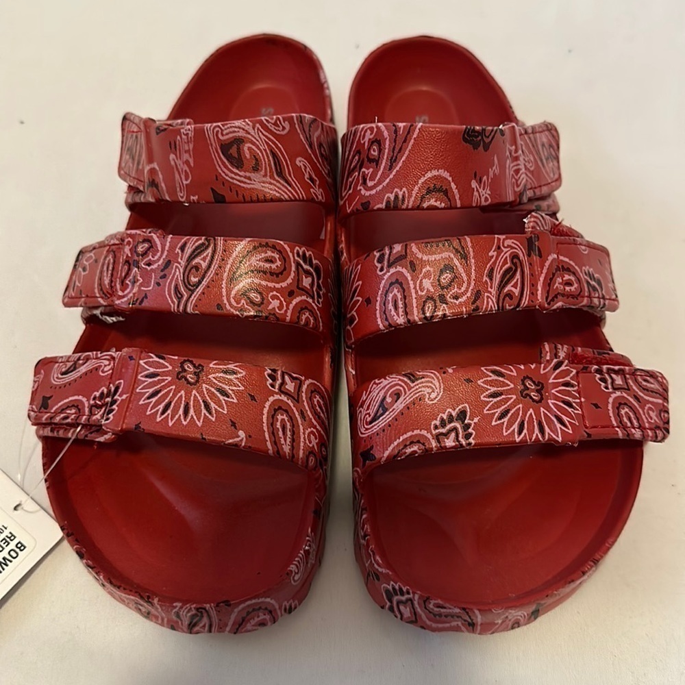SUN + STONE Men's Bowie Sandal Red Bandana size 9